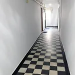 Queen Ambassade De France Apartman *